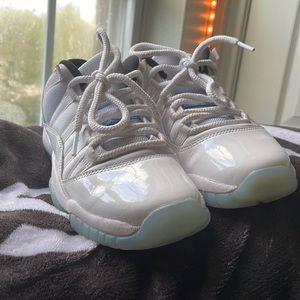 Legend blue Air Jordan 11’s